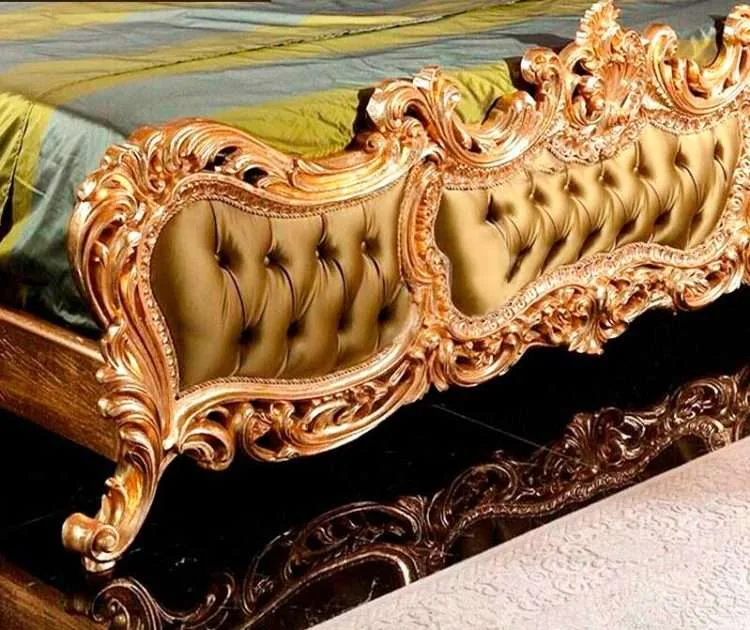 Luxury wood carved king bed - Image 4