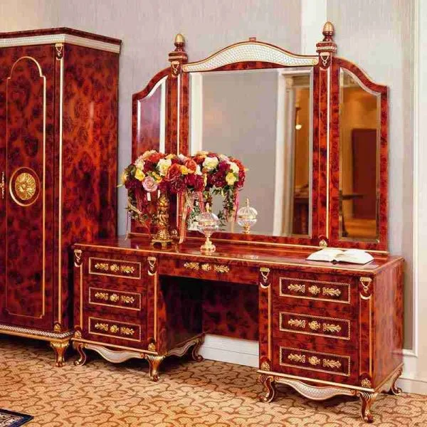 Luxury antique dressing table with mirrors