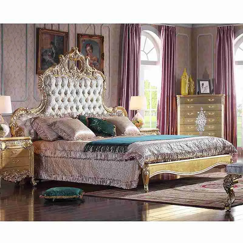 Baroque Gold-Leaf Bed detail view – Beds design