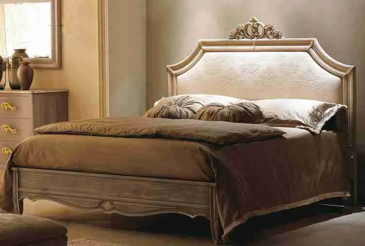 Luxury kid bed with solid wood detail view – Beds design