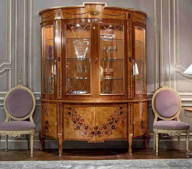 Bespoke Liquor Cabinets | Custom Glass Door Elegance