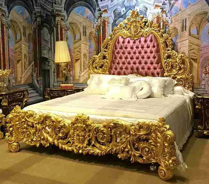 Grand Baroque-Style Gilded Bedroom Suite detail view – Beds design