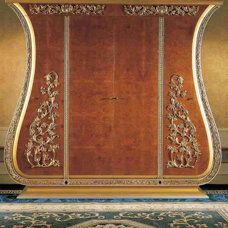 Luxury solid wood wardrobe closet craftsmanship close-up – Wardrobes design