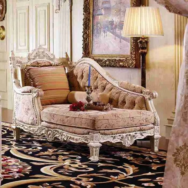 Antique Victorian Chaise Longues | Uncover Timeless Beauty
