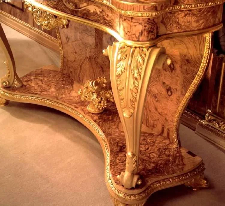 Victorian Console Tables for Elegant Home Decor - Image 4