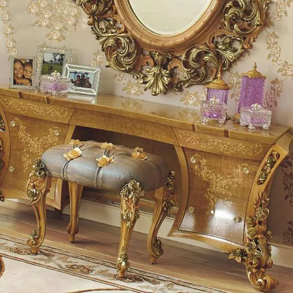 Vintage Royal Makeup Table: Timeless Elegance for Your Vanity - Image 2