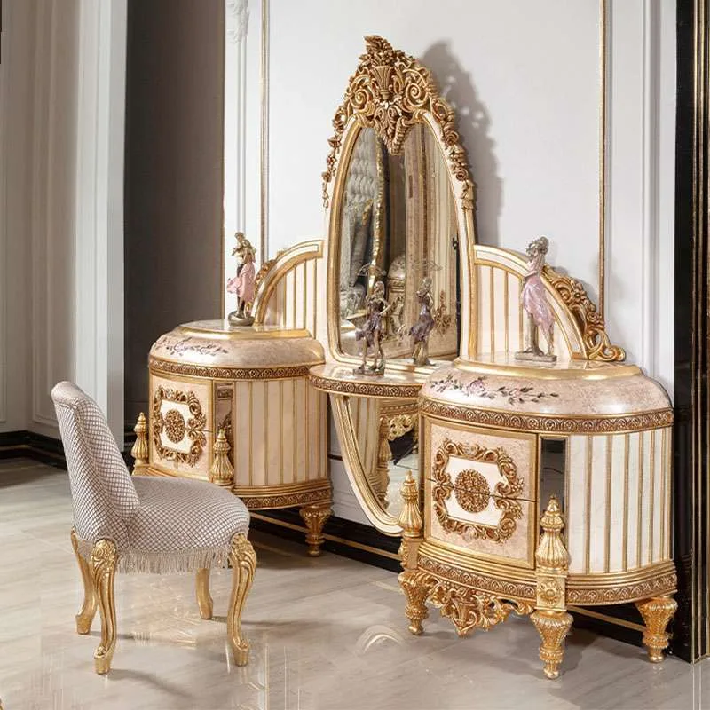 Bespoke Bespoke Gilded Neo-Baroque Round Bed: Circular Sleeping Systems &ndash; reference view &ndash; bedroom furniture 2 2