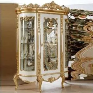 Home 7 OE-FASHION Vintage Glass Display Cabinets for Timeless Elegance