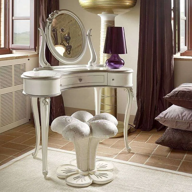 Bespoke Elevate Her Room with Classic Upholstered Beds &ndash; reference view &ndash; dressing table 2 2