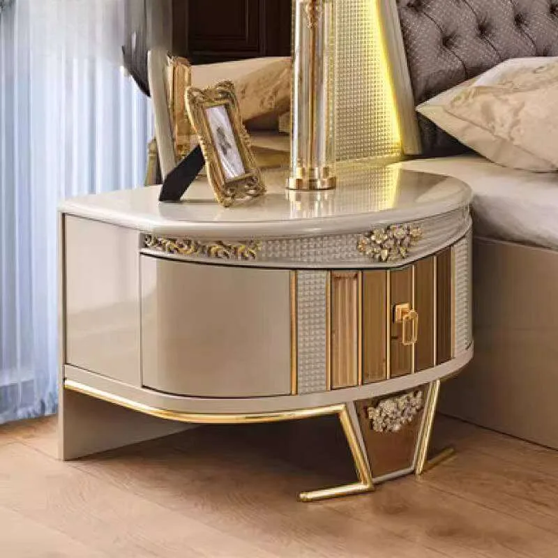 Illuminated Split-Wing Tufted Bed with Fluted Gold Accents material texture – Beds design