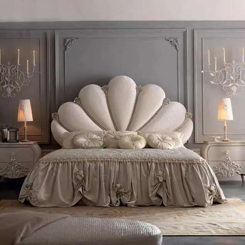 Bespoke Shell-Shaped Velvet Bed with Silver Rope Trim